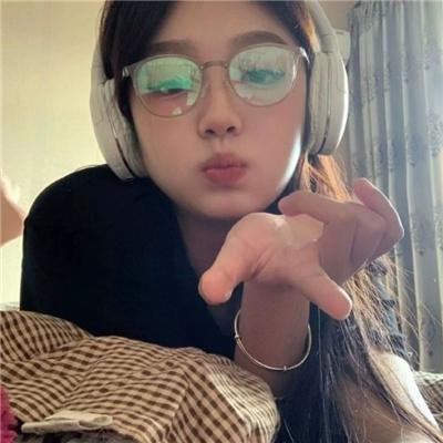 两个夏天 第一季海报